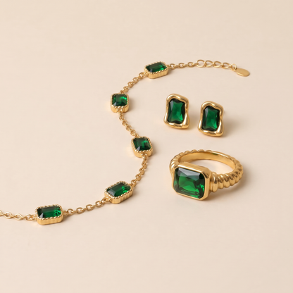Emerald Jewelry Set