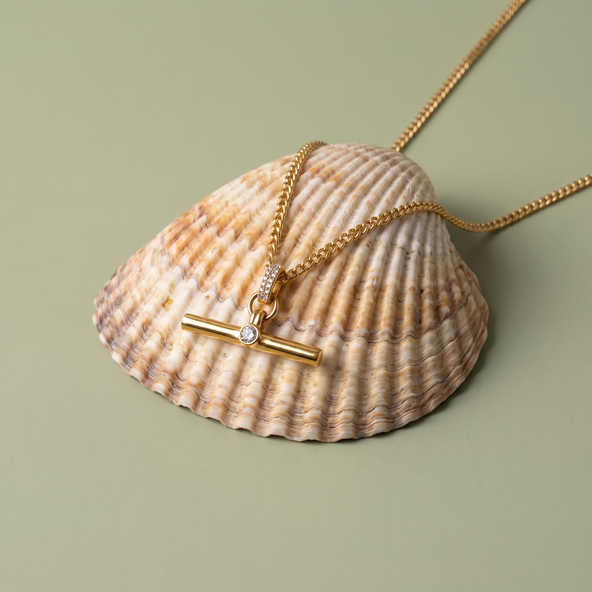 Fluted T-Bar Necklace