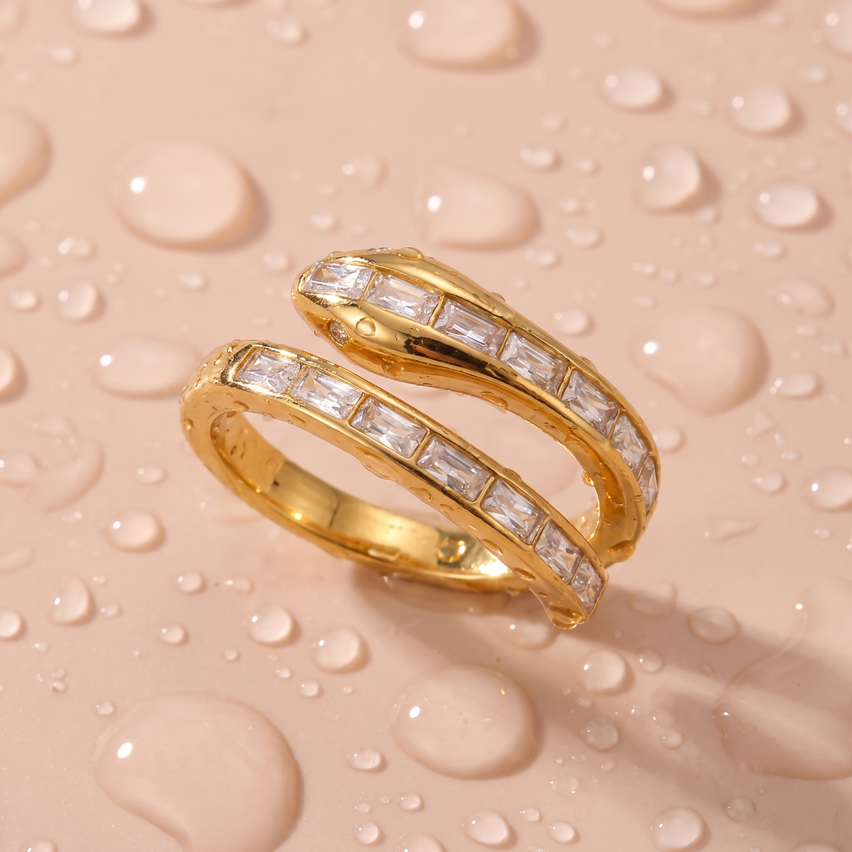 Serpentine Ring