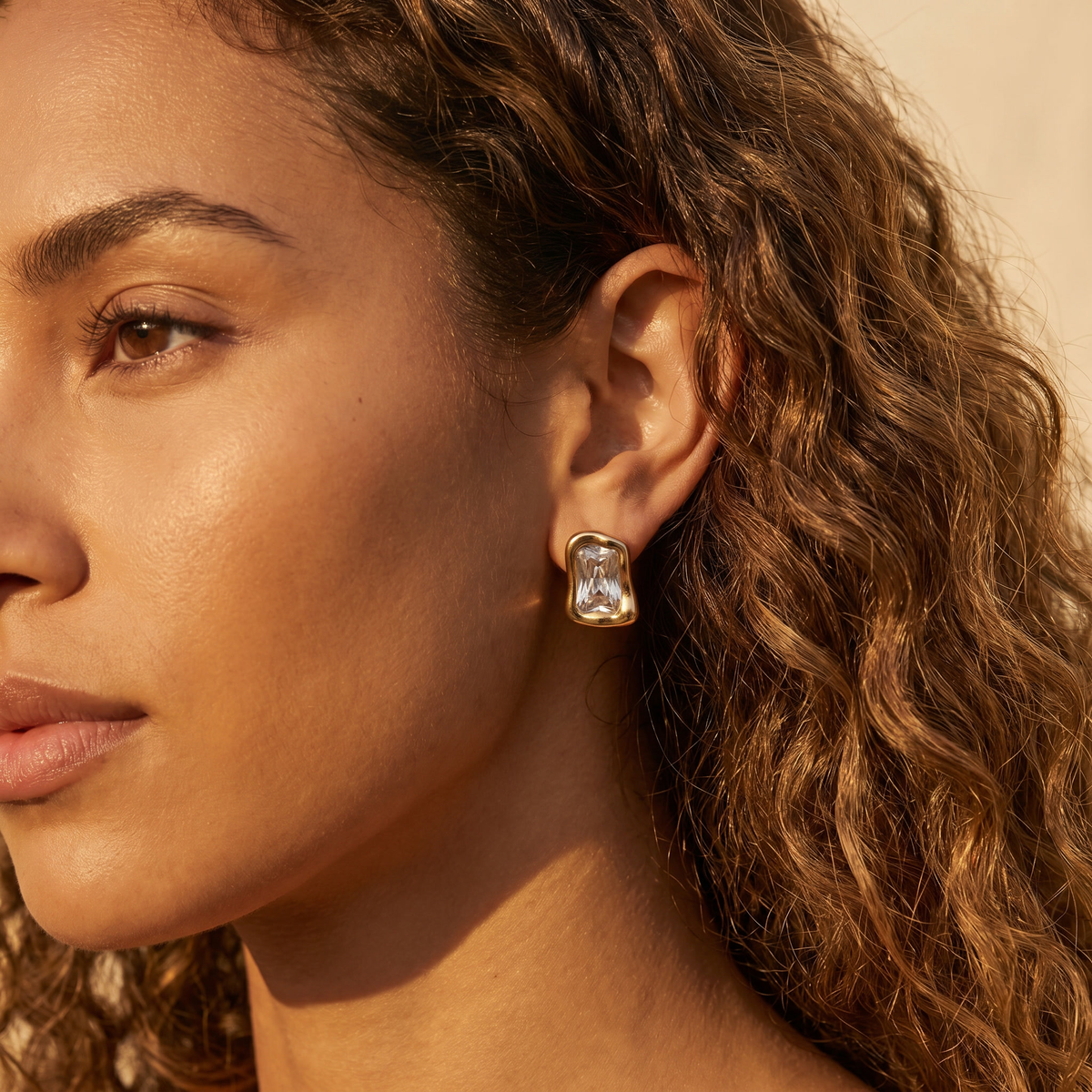 Pierre Stud Earrings