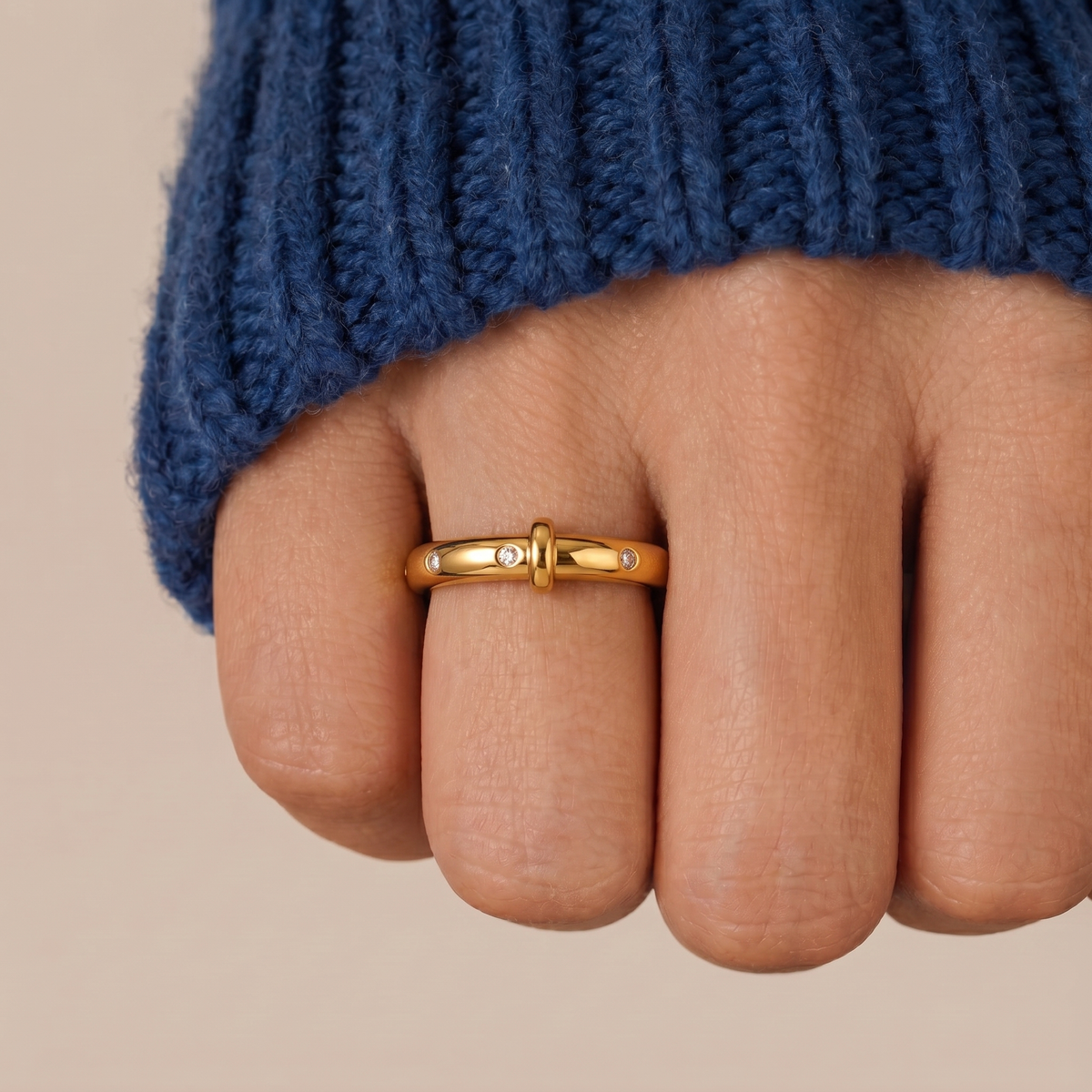 Star Set Ring